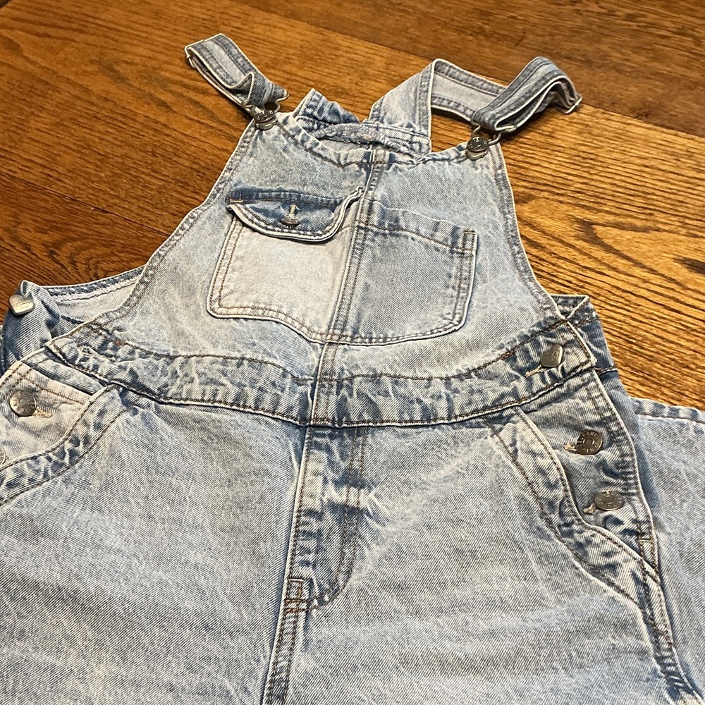 Celebrity Pink Denim Bib Overalls Women/Junior XS Light Blue Wash Cargo Utility